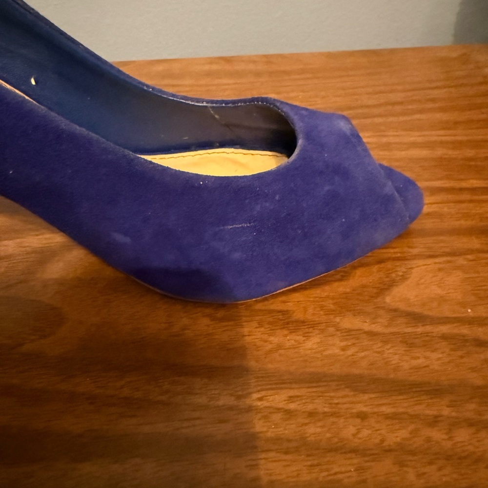 Steve Madden Amazed Royal Blue Suede Peeptoe Heels - Picture 6 of 11